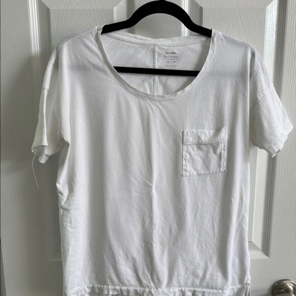 ❤️Old Navy White “Boyfriend” Short Sleeve Tee - Picture 1 of 4